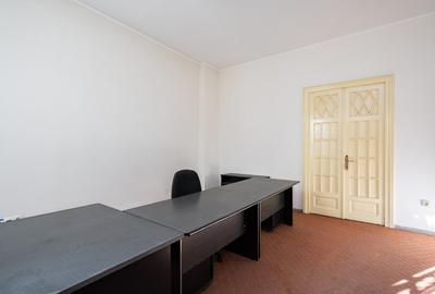 Vila 16 Camere de vanzare Unirii Primaria Sector 3 - 19