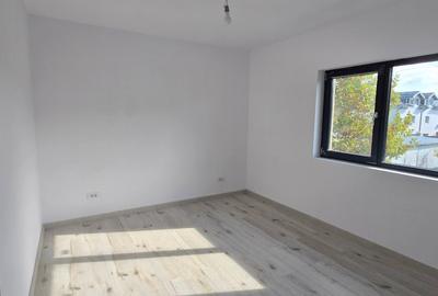 Casă Individuală Cuplată, 4 camere , Stradă asfaltată , Toate utilitățile - 13
