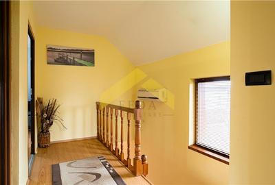 Casa cu etaj de vanzare Zimandu Nou - 22
