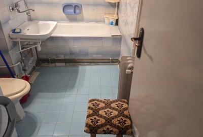 Vand apartament 2 camere decomandat in Deva, etaj 2, zona  Avram Iancu - 10
