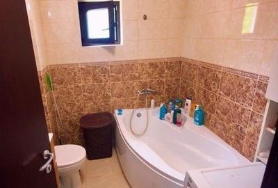 Apartament 3 cam.  Decomandat  Loc parcare acoperit.  Bloc 2017 - 6