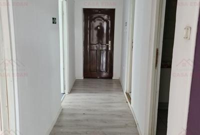 Spatiu comercial in Campina-- 95.000 E - 4