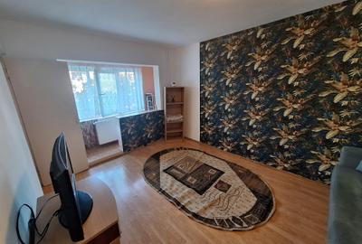 Garsonieră semidecomandată în Girocului