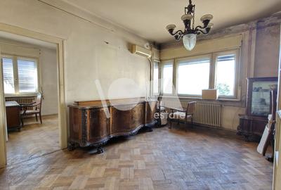 De vânzare apartament 3camere - str. Plantelor - central - 2