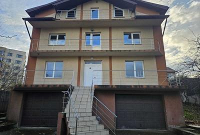 Casă individuală cu 6 camere în Prundu