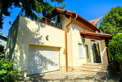 Vila Breaza  213Mp , teren 419mp , zona centrala , comision 1,5% - 2