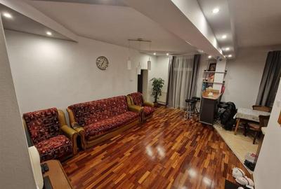 Apartament cu 2 camere semidecomandat, mobilat în Județean