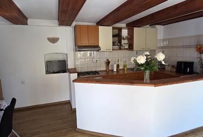 Casa in Bod zona centrala,  P+M, 8 camere, teren 1111 mp, fantana proprie. - 25