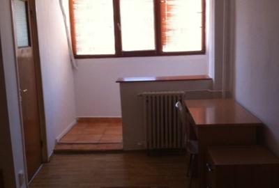 Bd Ion Mihalache/ strada Turda langa  P-ta 1 Mai - 8