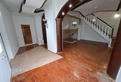 Piata Unirii, Calea Calarasilor, Hala Traian, PROPRIETAR, vand casa P+M, 4 cam. - 3