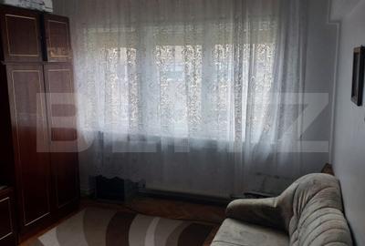 Apartament cu 2 camere semidecomandat, mobilat în Micro 16