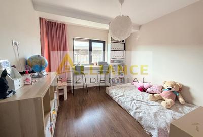 Vila 4 Camere | La 100 m de Blv. - 10