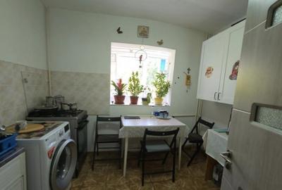 Apartament cu 2 camere decomandat, mobilat în Aviației