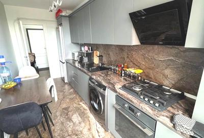Apartament cu 3 camere decomandat în Lunca Cetățuii