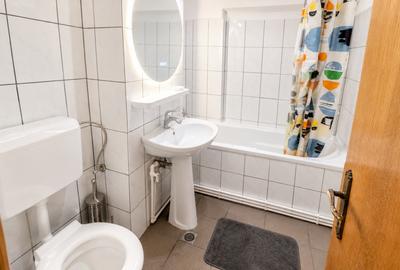 Inchiriere 3 Camere Decebal - Alba Iulia, centrala, parcare - 8