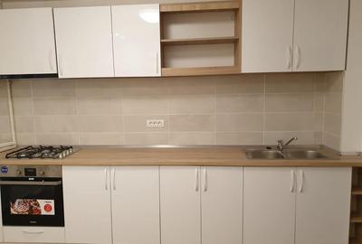 Complex - Centrul de Afaceri Proprietar -  3 camere NOU - 8