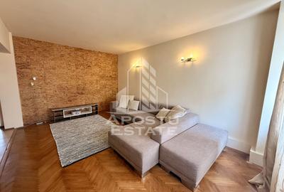 Apartament cu 3 camere decomandat, mobilat în Aradului
