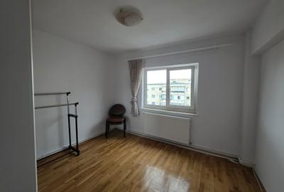 Apartament 4 camere de vânzare SU 78 mp, 2 bai - Simeria 2, Jud. Hunedoara - 17