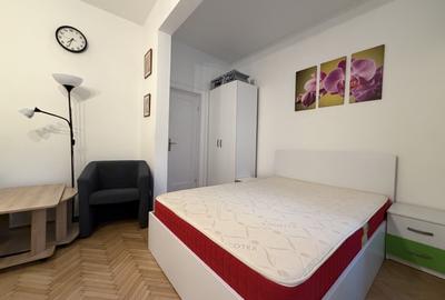 Garsonieră semidecomandată, mobilată în Rosetti
