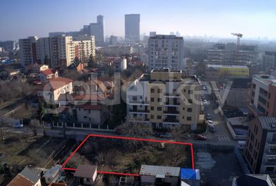 Apartament cu 2 camere semidecomandat în Aviației