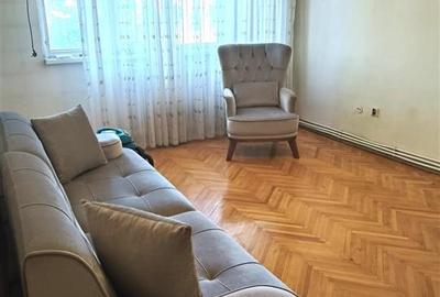 Apartament cu 3 camere decomandat în Dorobanți