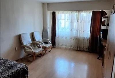 Garsonieră decomandată în Lujerului