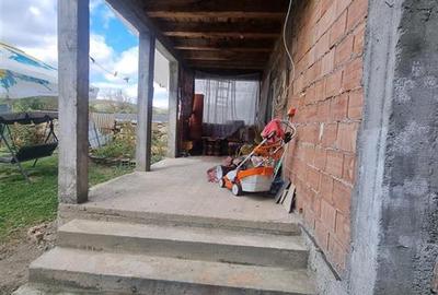 CASA CU ETAJ IN CENTRU - 8