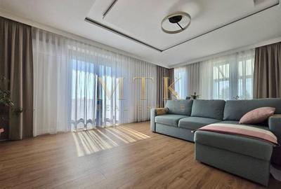 Apartament cu 4 camere decomandat, mobilat în Iancu Nicolae
