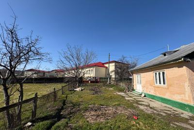 Casa - teren 2200 mp - Urechesti - De Vanzare - 2