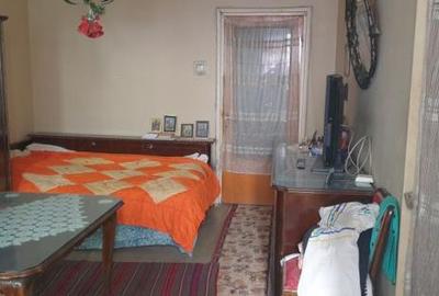Apartament 3 camere zona Drumul Taberei metrou Favorit - 1