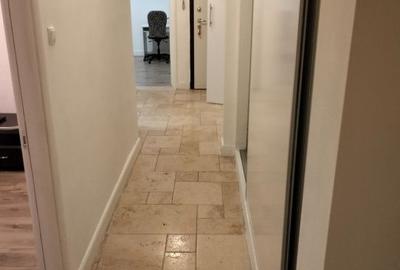 Apartament cu 3 camere decomandat, mobilat în Rahova