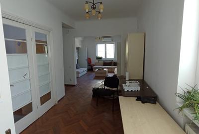 3 camere pentru birouri et 2 in cladire interbelica Tineretului metrou 600 m - 1