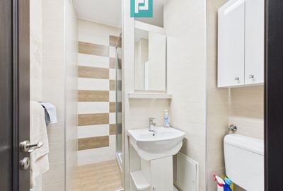 Apartament cu 3 camere decomandat, Str. Horia - 14