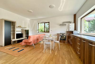 Apartament cu 3 camere semidecomandat, mobilat în Grigorescu