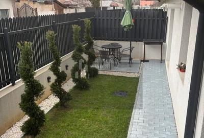 Apartament 2 camere decomandat Sector 5 - 11