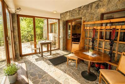 Pensiunea Casa Maria Busteni, afacere HoReCa functionala, restaurant clasificat, - 3