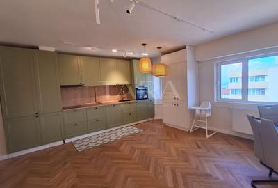 Apartament cu 3 camere semidecomandat, mobilat în Zorilor