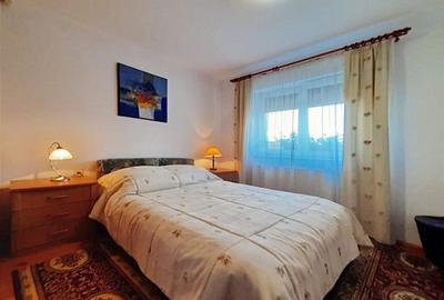 Casă individuală cu 5 camere decomandat în Brașovul Vechi