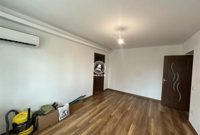 Apartament cu 3 camere decomandat în Tătărași