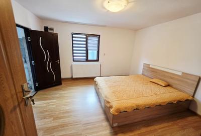 Casă renovată cu 6 camere, teren 557 mp – Berceni, Prahova - 43