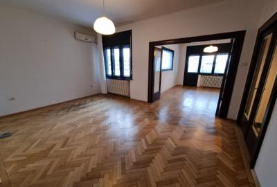 Piața Romana vav McDonald's - apartament nemobilat - 124mp - 2