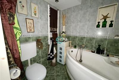 Apartament cu 2 camere de vanzare, in Centru str. Bolyai - 7