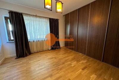 Apartament cu 3 camere decomandat în Aviatorilor