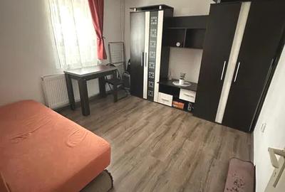 Garsonieră decomandată, mobilată în Gruia