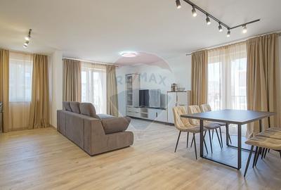 Apartament cu 2 camere semidecomandat, mobilat în Tractorul