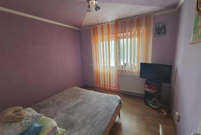 Caransebes, 4 Cam., Dec., Et.2, Zona Pipirig - 3