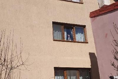 Eroii Revolutiei, center, house for sale  P+2,Parcul Carol,Tineretului - 1