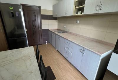 3 Camere Decomandat 73mp Zona Trocadero- Bd. Alexandru Lapusneanu - 1