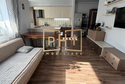 Apartament cu 3 camere semidecomandat, mobilat în Florești