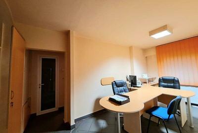 Spatiu birouri/comercial pe B-dul Zizinului | Investitie | 800 E\luna - 16